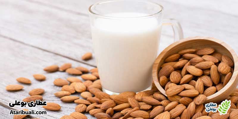 شیر بادام یا شیر گاو کم چرب
